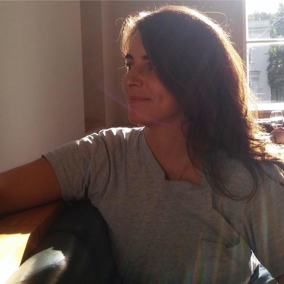 Meet your Posher, Dafna - Picture 1 of 1